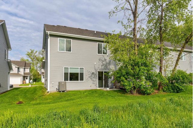 265 Amberwood Drive, Pleasant Hill, IA 50327