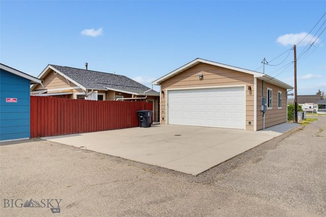 3010 Farragut, Butte, MT 59701