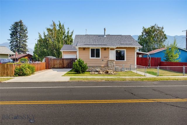 3010 Farragut, Butte, MT 59701