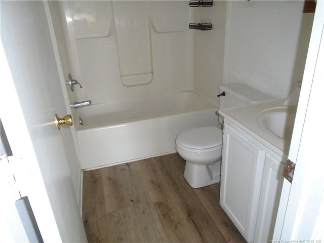 5595 Quietwood Place, Fayetteville, NC 28304