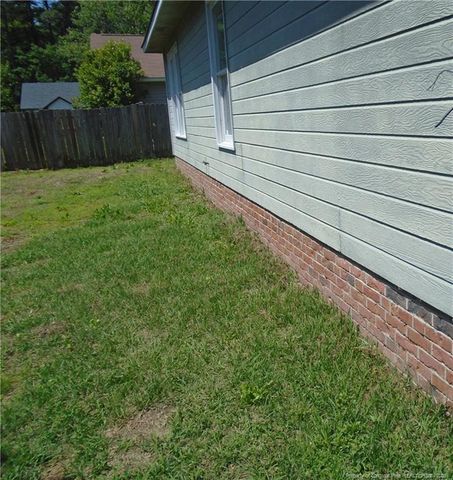 5595 Quietwood Place, Fayetteville, NC 28304