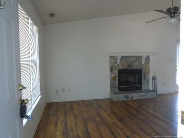 5595 Quietwood Place, Fayetteville, NC 28304