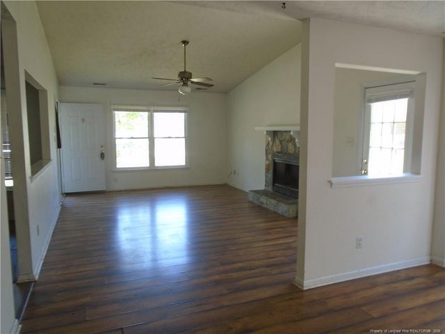 5595 Quietwood Place, Fayetteville, NC 28304