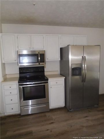 5595 Quietwood Place, Fayetteville, NC 28304