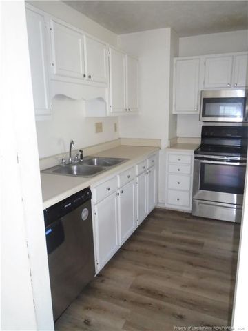 5595 Quietwood Place, Fayetteville, NC 28304