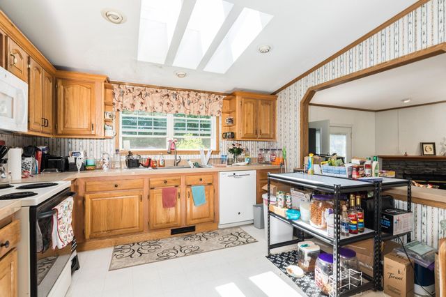 174 Spruce Drive, Farmington, NH 03836
