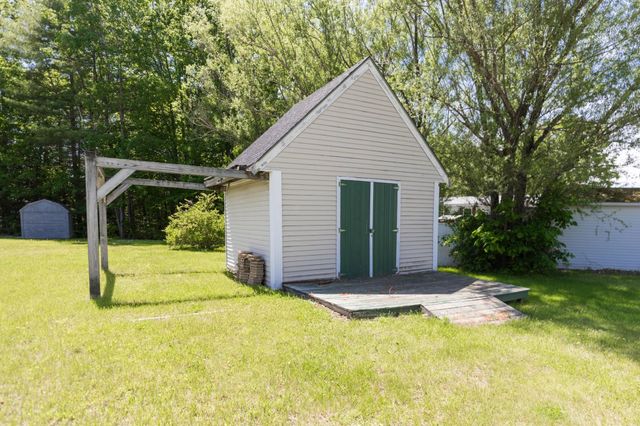 174 Spruce Drive, Farmington, NH 03836