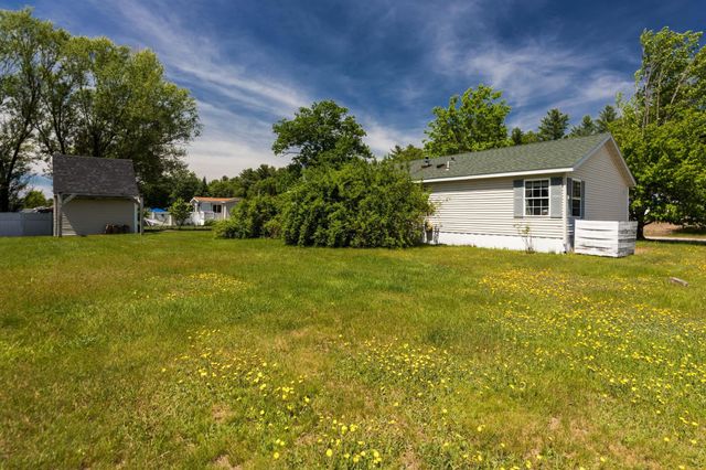 174 Spruce Drive, Farmington, NH 03836