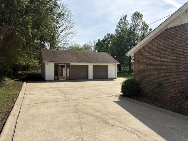 613 Francis Cir, Mount Juliet, TN 37122