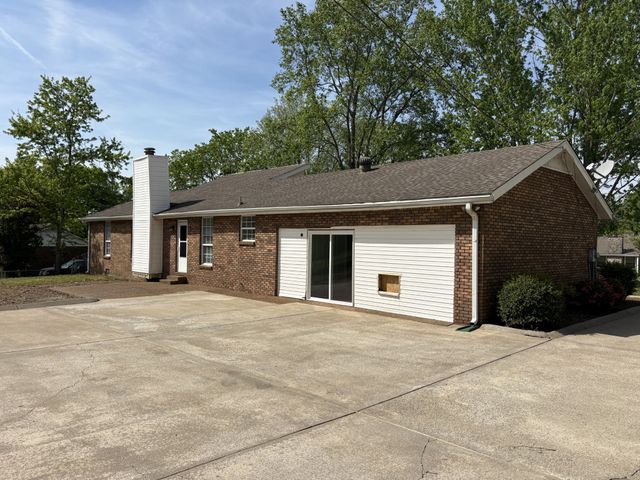 613 Francis Cir, Mount Juliet, TN 37122