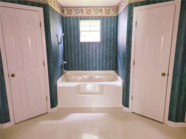 9255 Old Pascagoula Road, Theodore, AL 36582