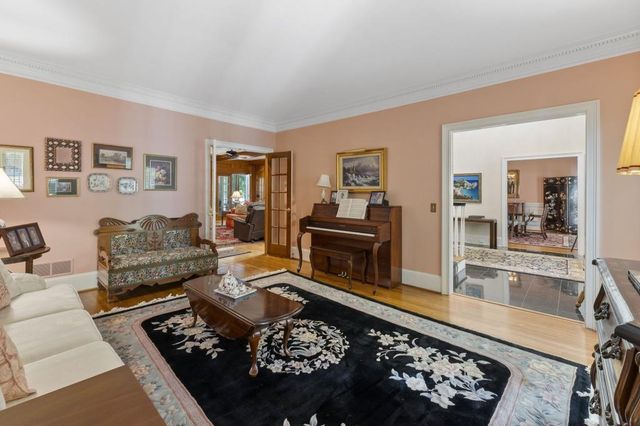 1780 Brandon Hall Drive, Atlanta, GA 30350