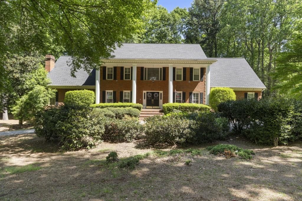 1780 Brandon Hall Drive, Atlanta, GA 30350