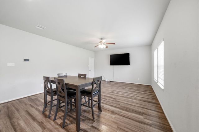 1812 Kingsford Prairie Court, Pearland, TX 77089