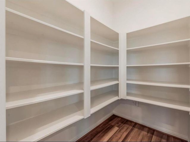 1812 Kingsford Prairie Court, Pearland, TX 77089