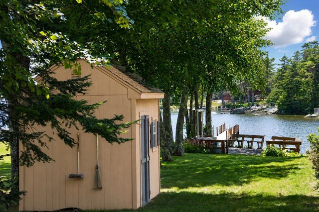 37 Tamwood Road, Moultonborough, NH 03254