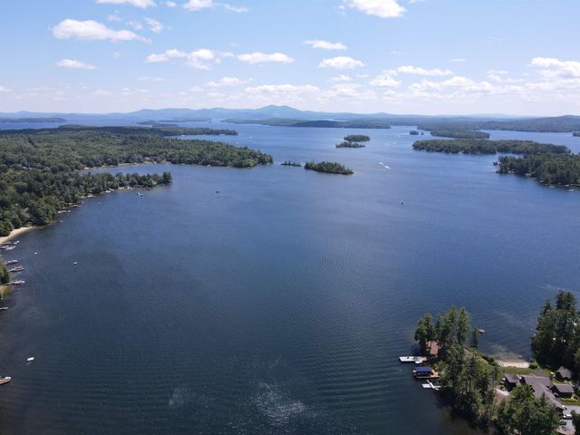 37 Tamwood Road, Moultonborough, NH 03254