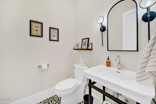 219 Bulldog Miller Road, Jonesborough, TN 37659