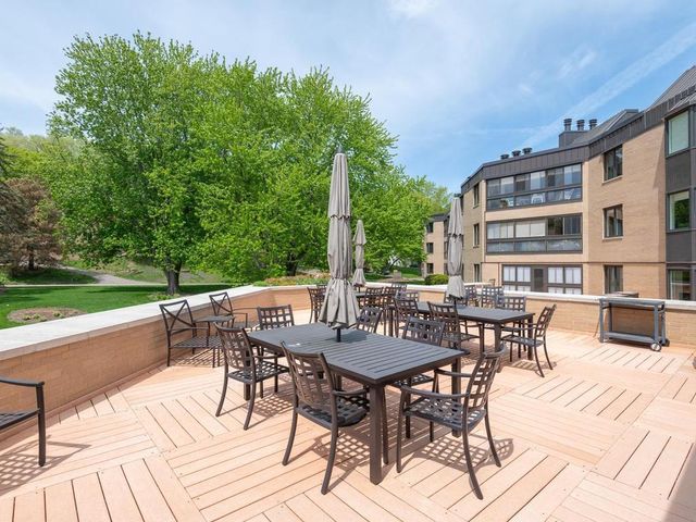 14401 Atrium Way 136, Minnetonka, MN 55345