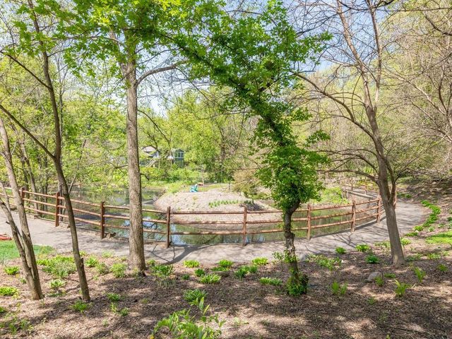 14401 Atrium Way 136, Minnetonka, MN 55345