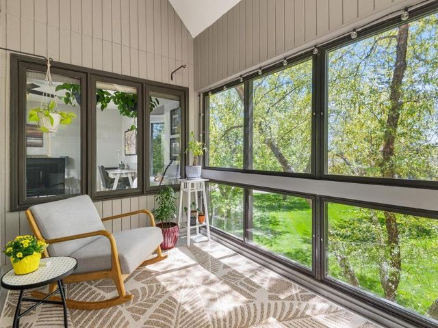 14401 Atrium Way 136, Minnetonka, MN 55345