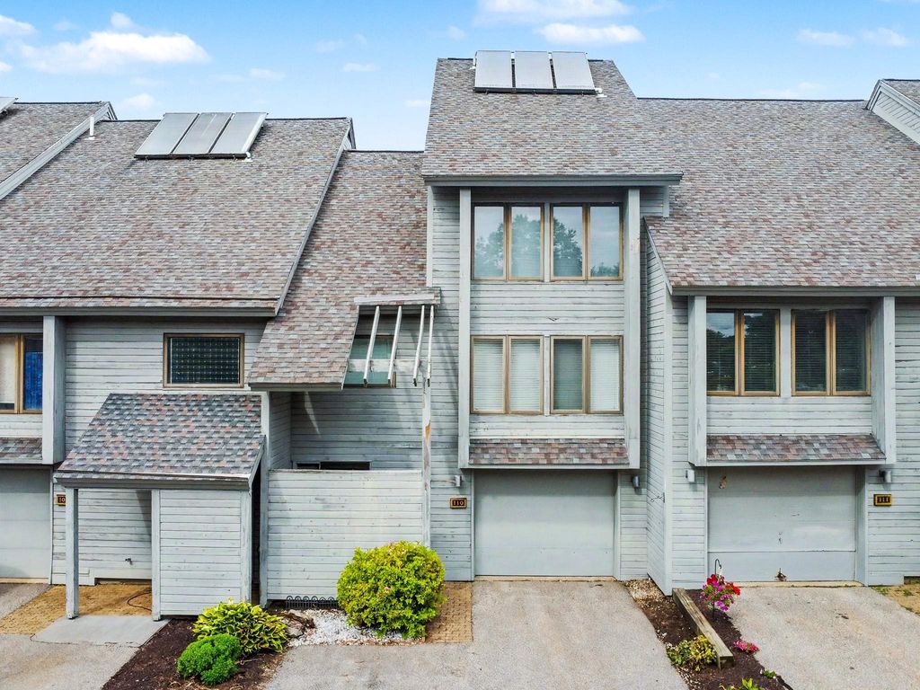 5 Tsienneto Rd Unit 110, Derry, NH 03038