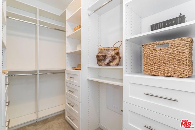 1433 Waterloo Street, Los Angeles, CA 90026