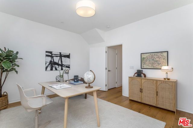 1433 Waterloo Street, Los Angeles, CA 90026