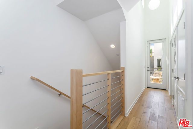 1433 Waterloo Street, Los Angeles, CA 90026