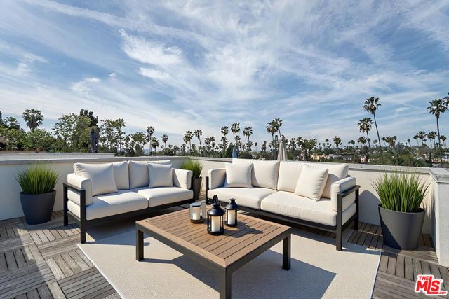 1433 Waterloo Street, Los Angeles, CA 90026