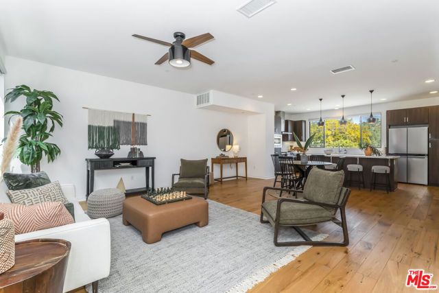 1433 Waterloo Street, Los Angeles, CA 90026