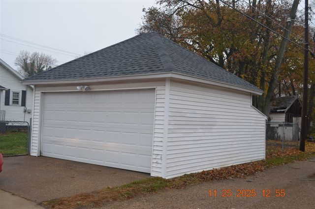 791 Mcallister Avenue, Benton Harbor, MI 49022