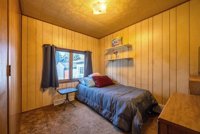 657 Sioux Street, Winona, MN 55987