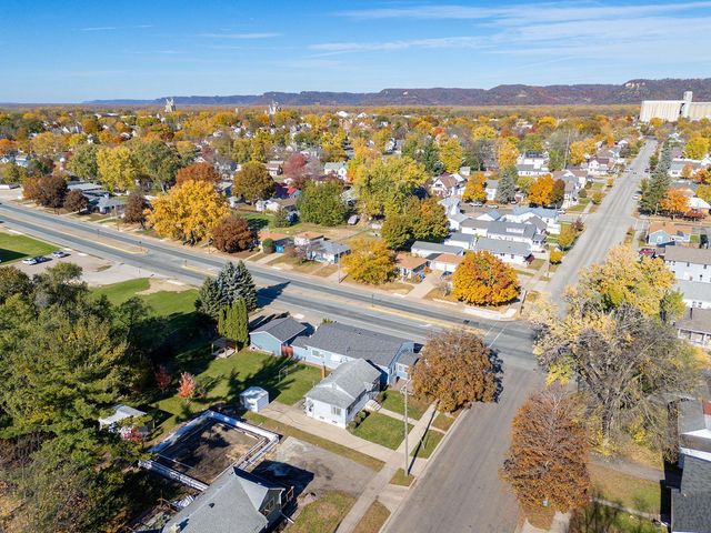 657 Sioux Street, Winona, MN 55987