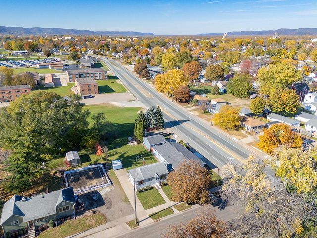 657 Sioux Street, Winona, MN 55987