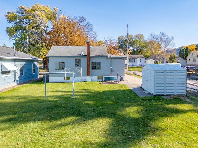 657 Sioux Street, Winona, MN 55987