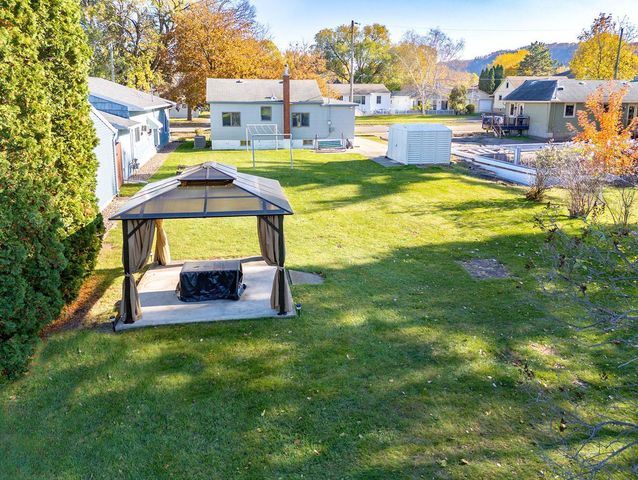 657 Sioux Street, Winona, MN 55987