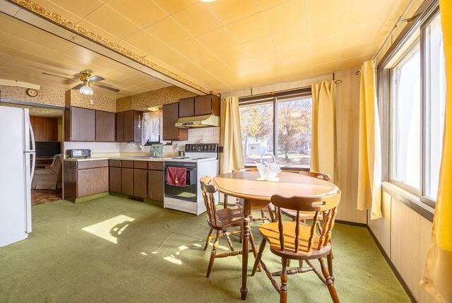 657 Sioux Street, Winona, MN 55987