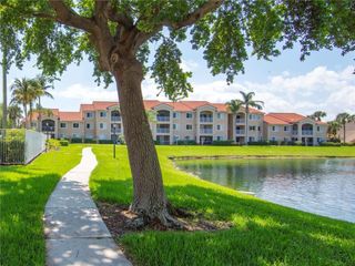 1670 N 42nd Circle 105, Vero Beach, FL 32967