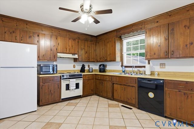 23811 Sparrow Ct, North Dinwiddie, VA 23803