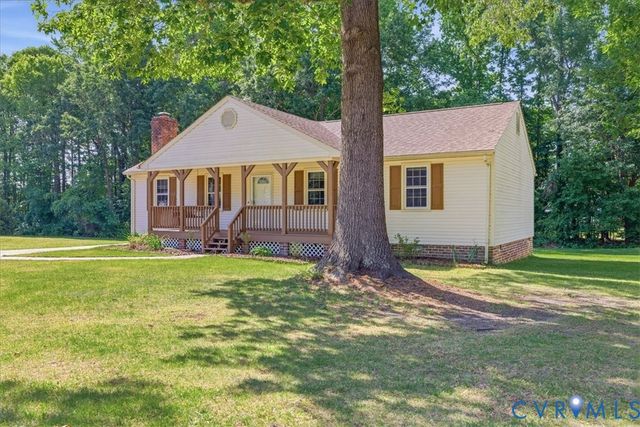 23811 Sparrow Ct, North Dinwiddie, VA 23803
