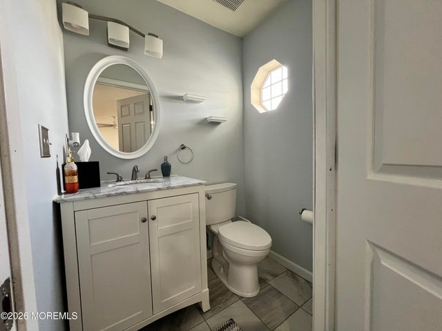 1217 Spray Avenue, Beachwood, NJ 08722
