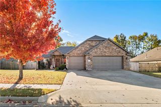 807 Sedgwick Drive, Prairie Grove, AR 72753