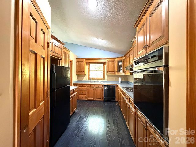 42484 Moonshine Drive, New London, NC 28127