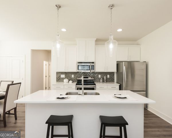 303 Barracks Way 885, Hoschton, GA 30548