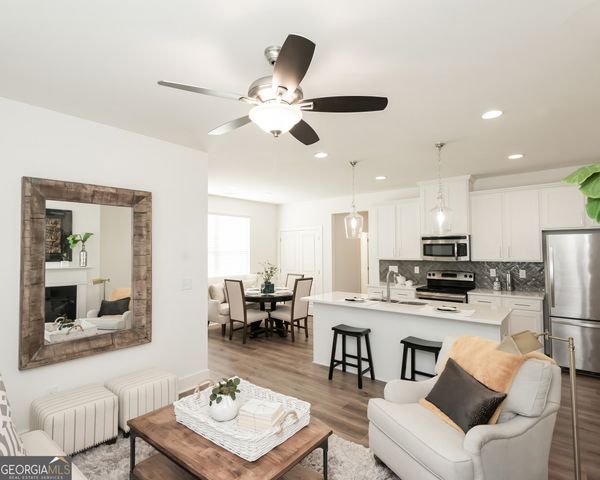 303 Barracks Way 885, Hoschton, GA 30548
