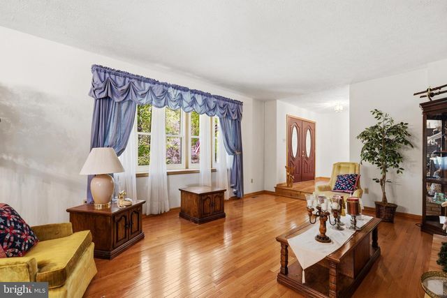 4465 CAMELOT DR, Pomfret, MD 20675