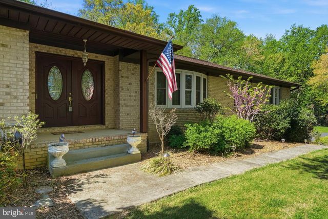 4465 CAMELOT DR, Pomfret, MD 20675