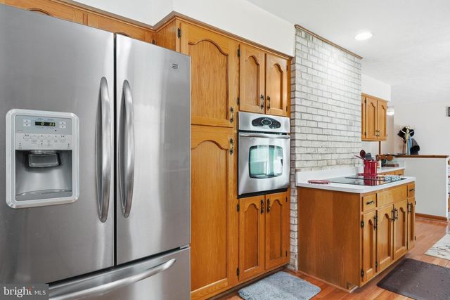 4465 CAMELOT DR, Pomfret, MD 20675