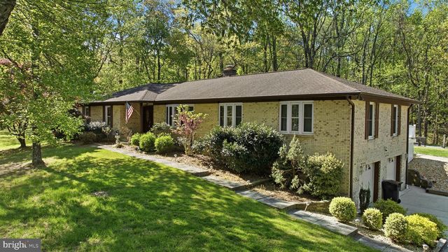 4465 CAMELOT DR, Pomfret, MD 20675